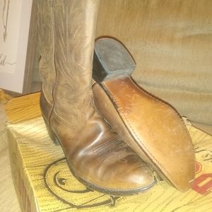 Women's size 9.5 Durango Boots